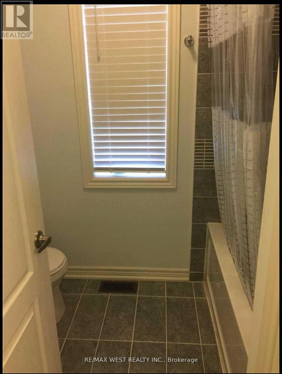 3052 Max Khan Boulevard, Oakville, Ontario  L6H 0S4 - Photo 5 - W12541258