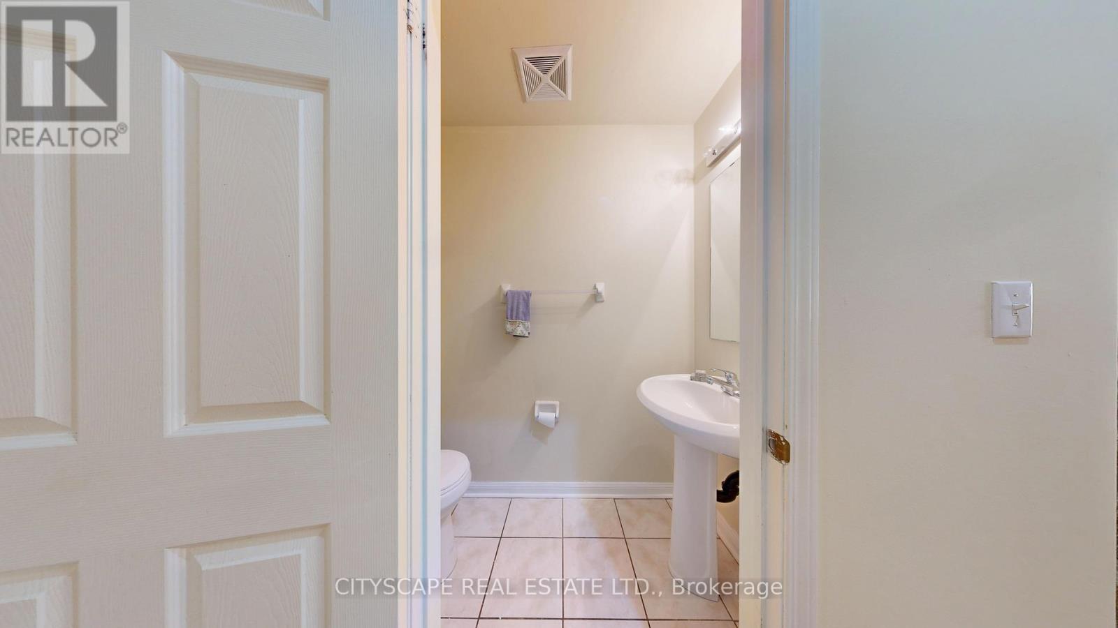 50 - 3061 Finch Avenue W, Toronto, Ontario  M9M 0A7 - Photo 19 - W12541322