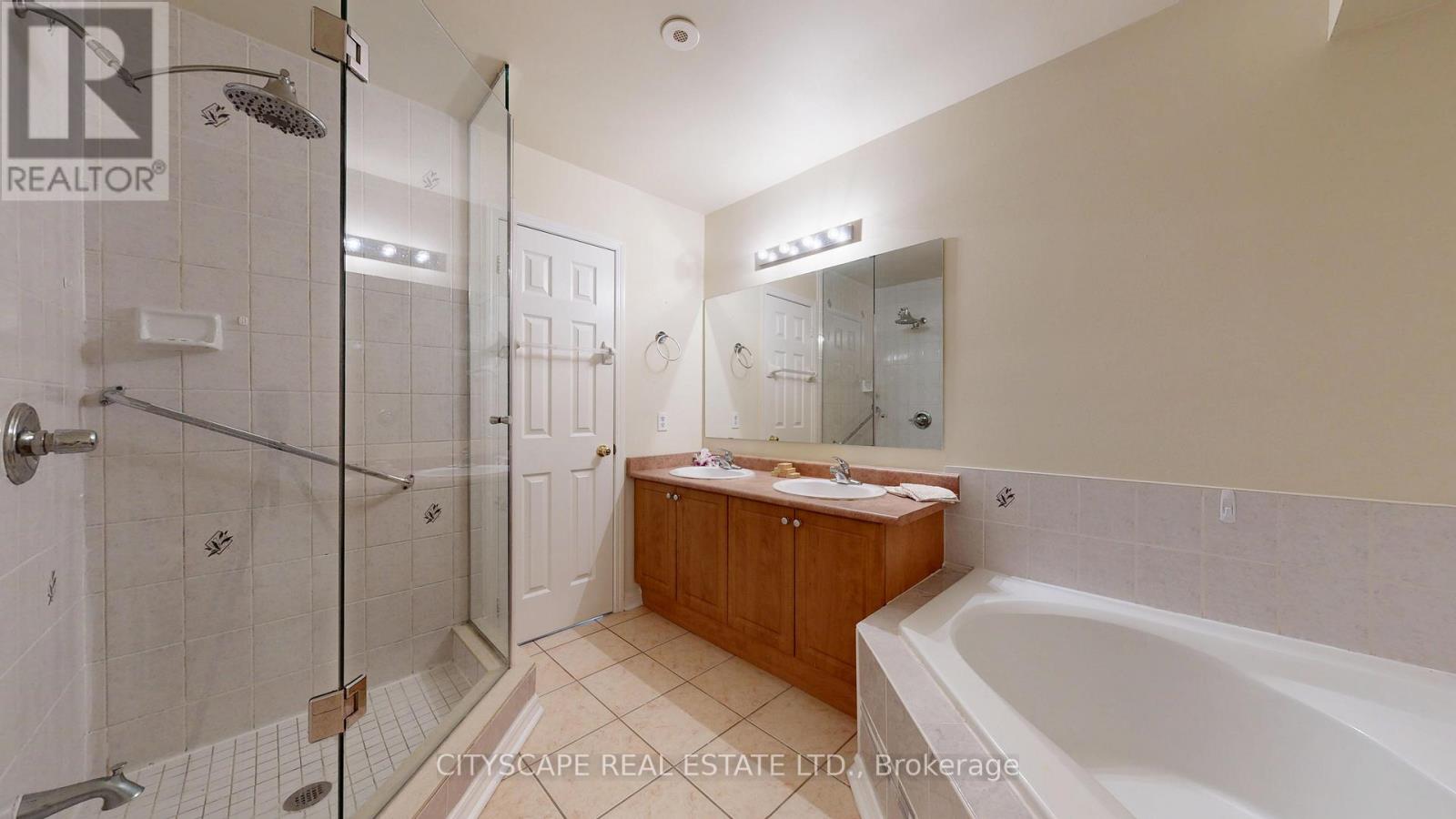 50 - 3061 Finch Avenue W, Toronto, Ontario  M9M 0A7 - Photo 31 - W12541322