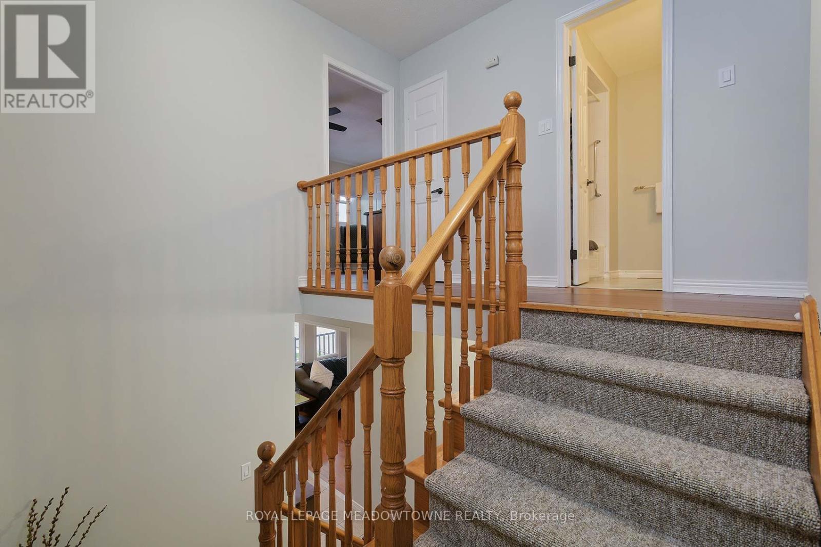 2374 Hargood Place, Mississauga, Ontario  L5M 3G2 - Photo 14 - W12541360