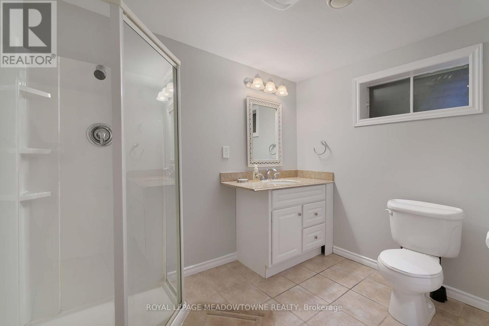 2374 Hargood Place, Mississauga, Ontario  L5M 3G2 - Photo 26 - W12541360