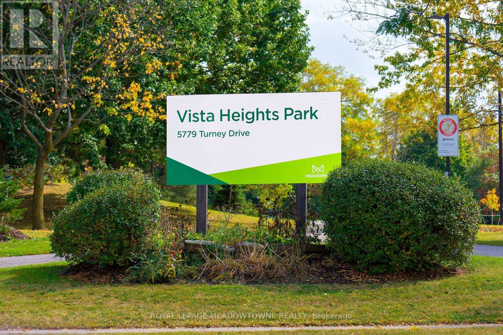 2374 Hargood Place, Mississauga, Ontario  L5M 3G2 - Photo 32 - W12541360