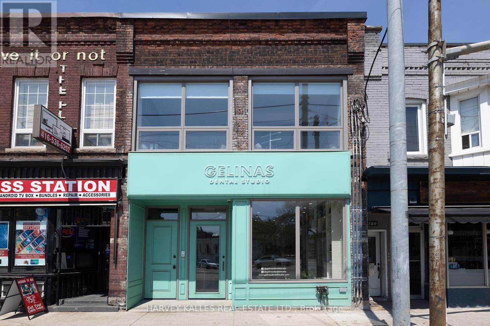 101 - 2076 Dundas Street W, Toronto, Ontario  M6R 1W9 - Photo 8 - W12541394