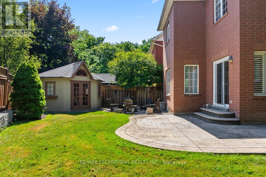 1146 Upper River Court, Mississauga, Ontario  L5W 1C2 - Photo 44 - W12541406