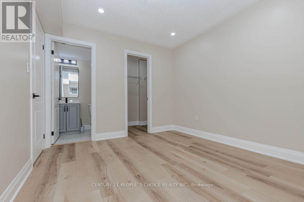 25 - 47 Hays Boulevard, Oakville, Ontario  L6H 0J1 - Photo 33 - W12541430