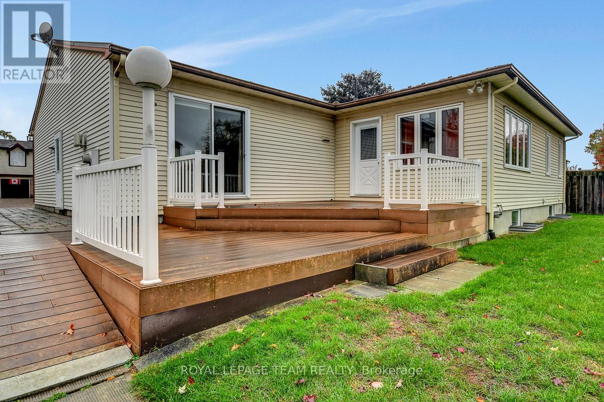 16 Barnstable Drive, Ottawa, Ontario  K2J 1Z6 - Photo 48 - X12476573