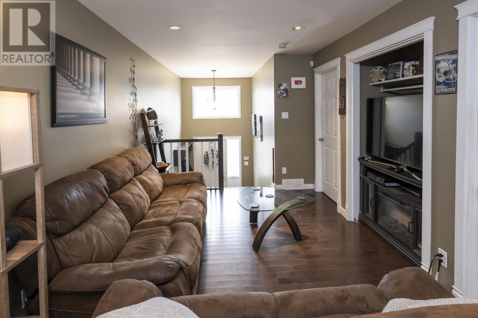 425 Bernard St, Thunder Bay, Ontario  P7C 4H6 - Photo 3 - TB253471