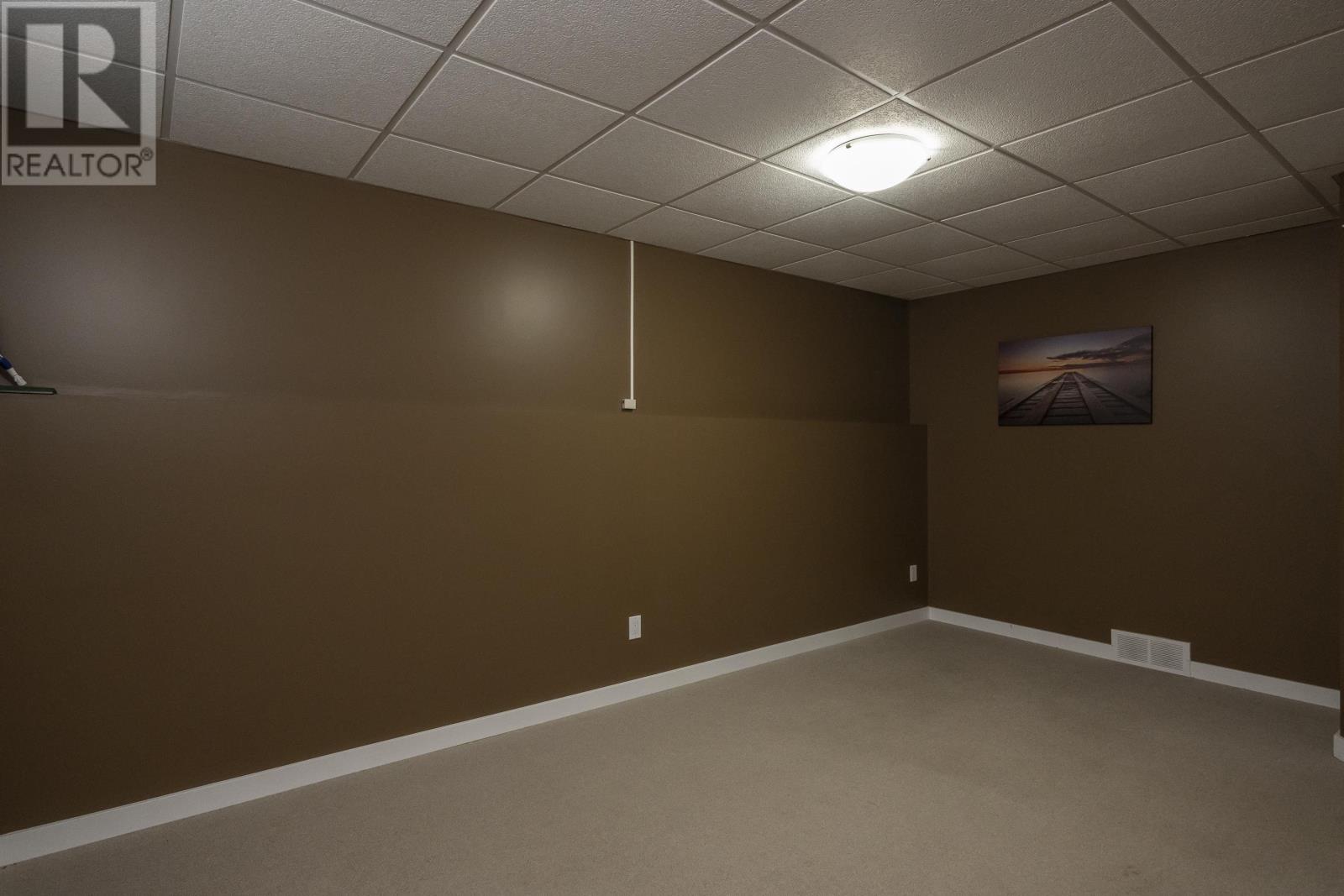 425 Bernard St, Thunder Bay, Ontario  P7C 4H6 - Photo 30 - TB253471