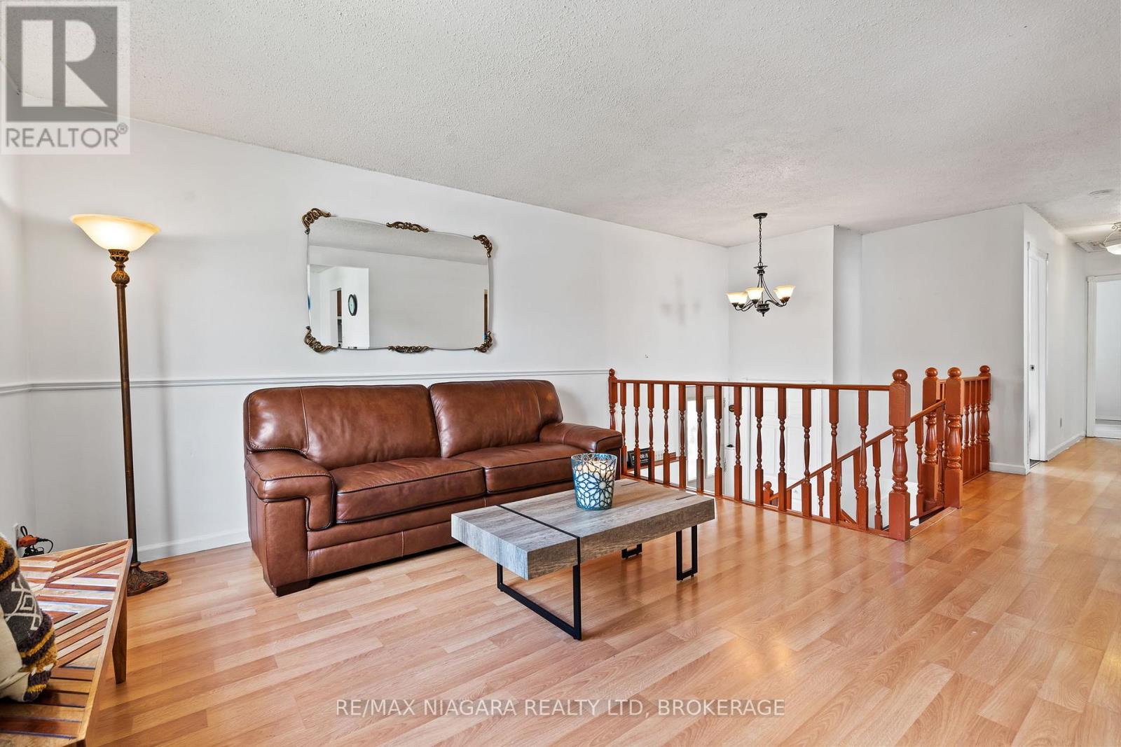 343 Helen Street, Fort Erie, Ontario L0S 1B0 - Photo 14 - X12541518