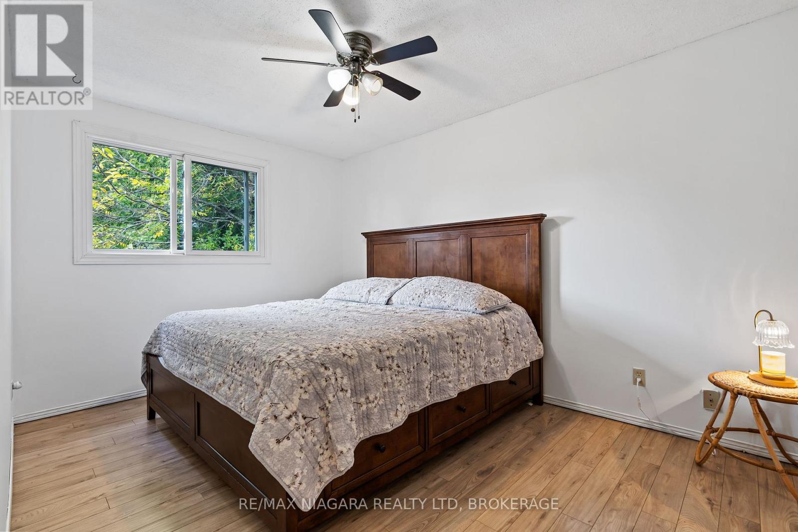 343 Helen Street, Fort Erie, Ontario L0S 1B0 - Photo 20 - X12541518