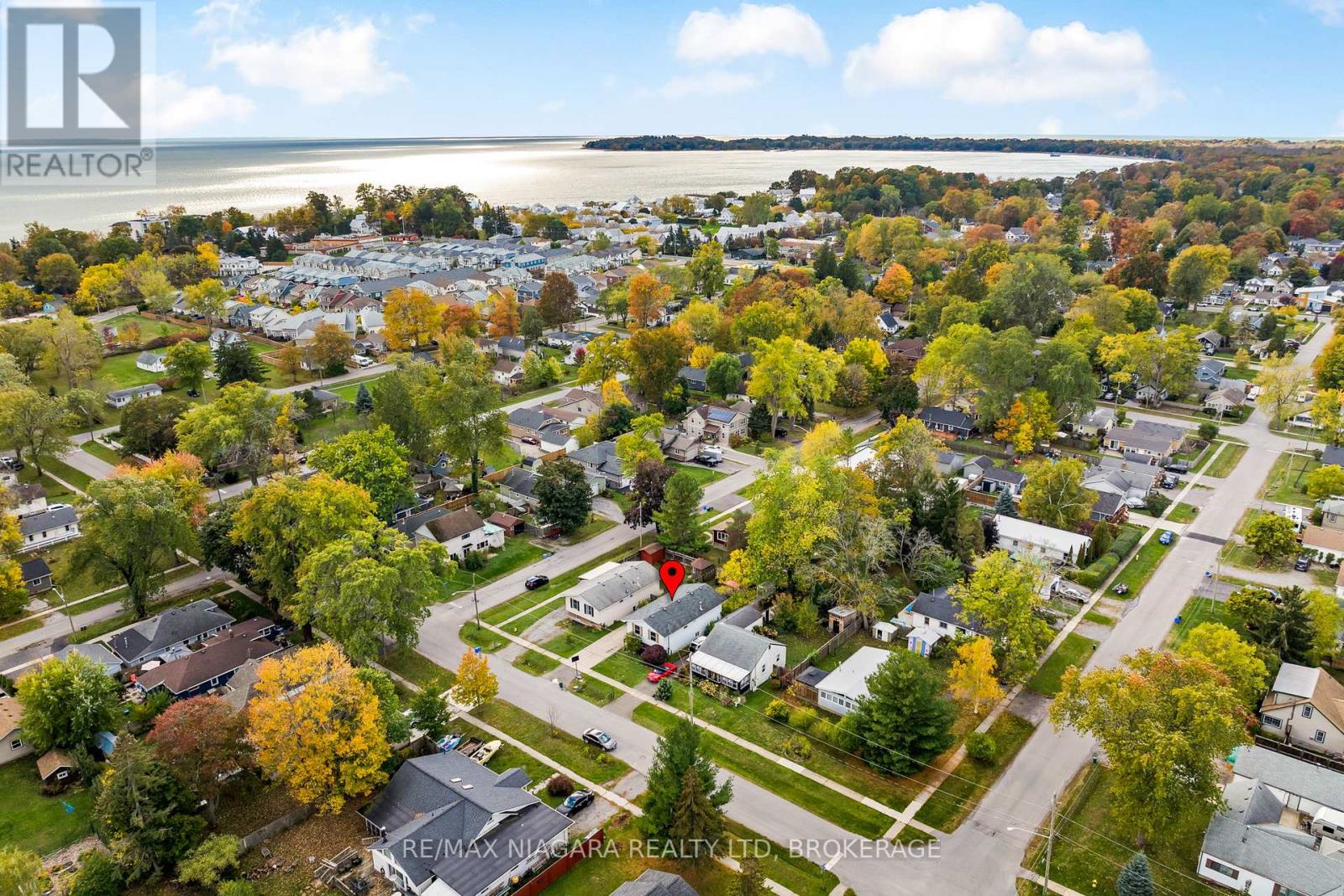 343 Helen Street, Fort Erie, Ontario L0S 1B0 - Photo 34 - X12541518