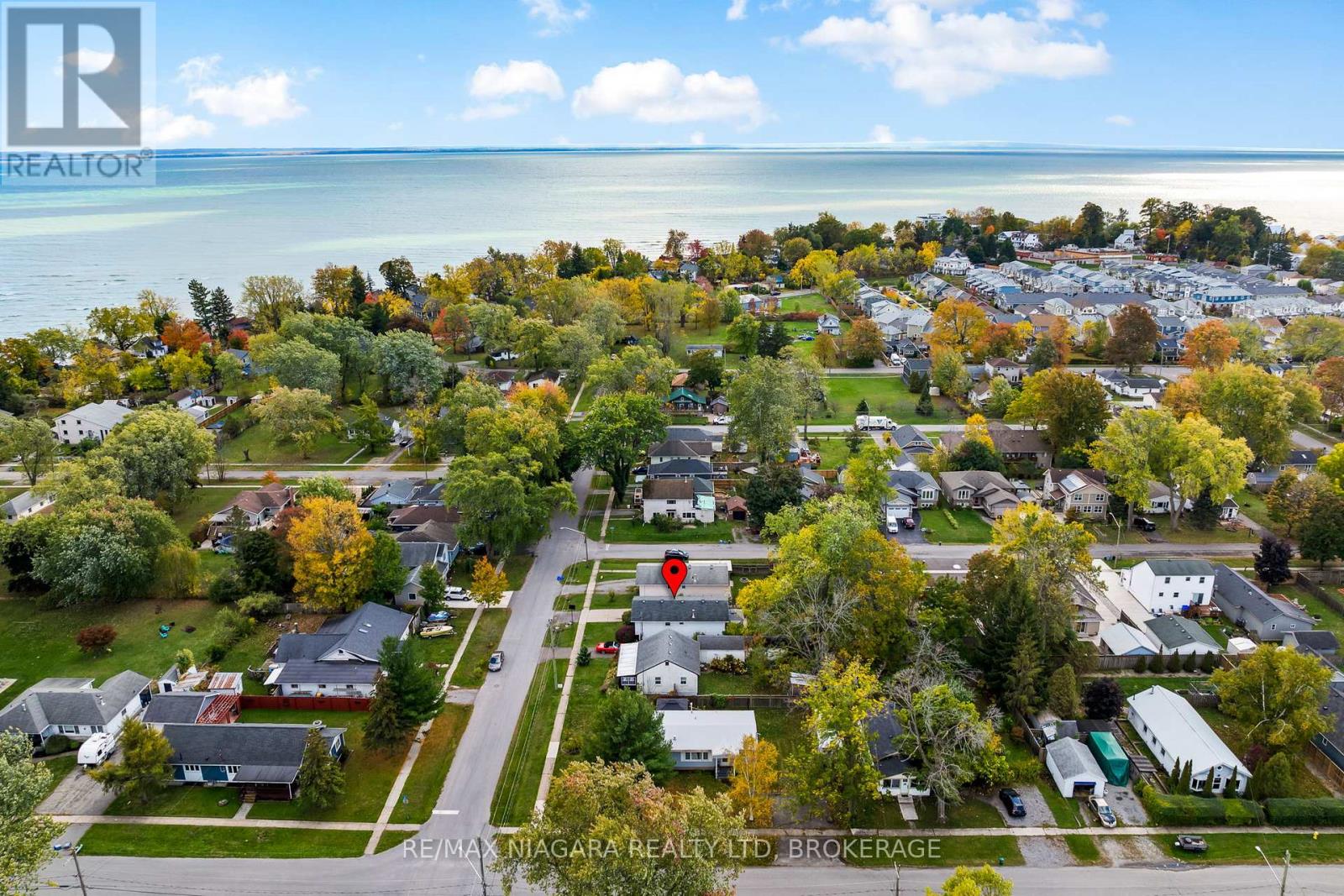 343 Helen Street, Fort Erie, Ontario L0S 1B0 - Photo 35 - X12541518