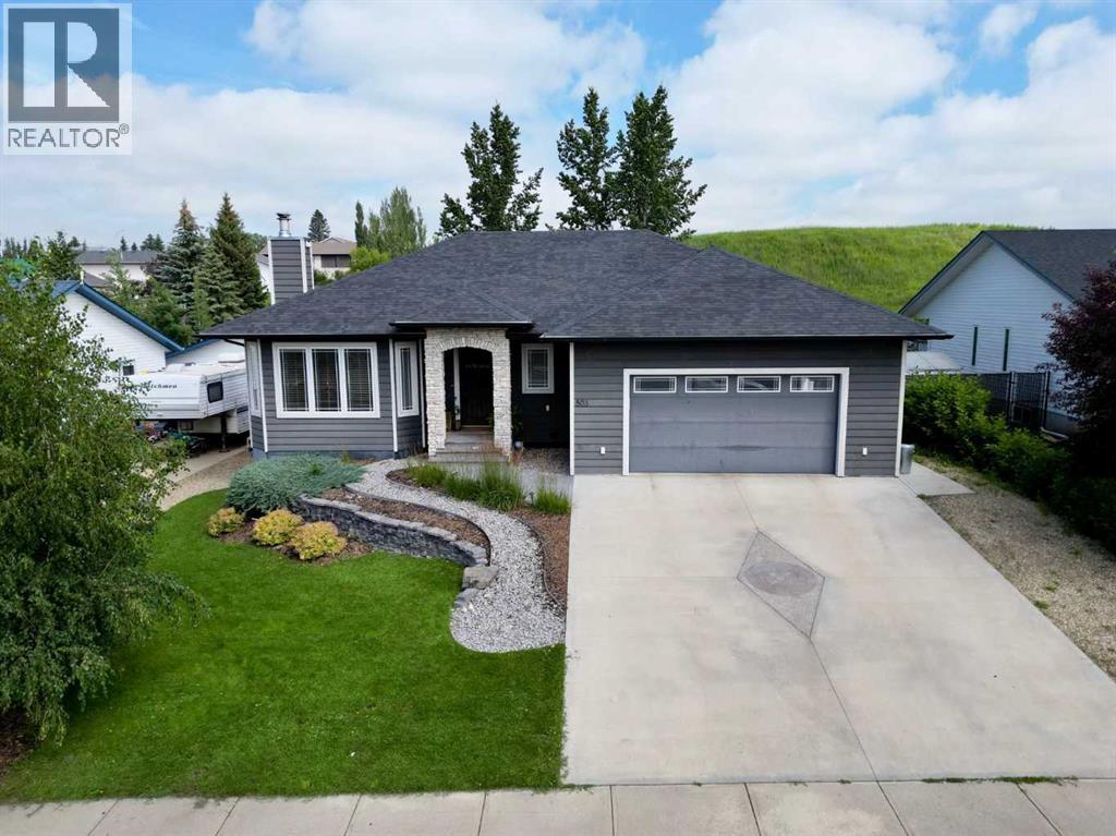 503 Linview Road, Linden, Alberta  T0M 1J0 - Photo 1 - A2242915