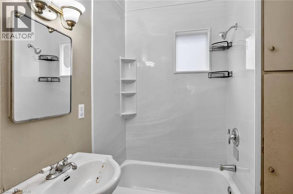 50 Ridout Street, Lindsay, Ontario  K9V 2B6 - Photo 33 - 40787943