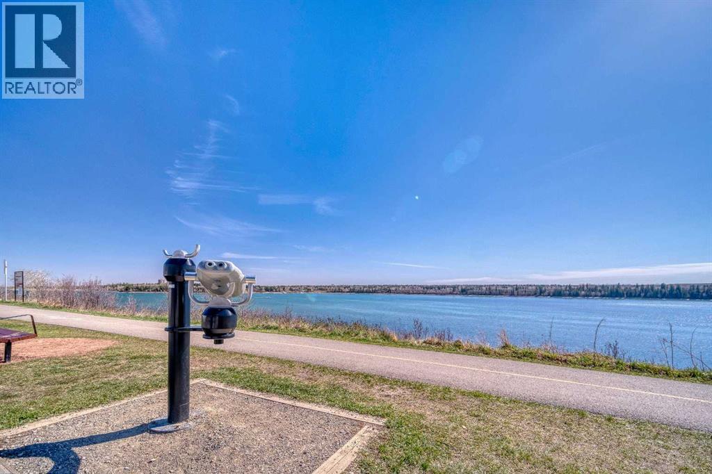 2715 63 Avenue Sw, Calgary, Alberta  T3E 5J6 - Photo 49 - A2255940