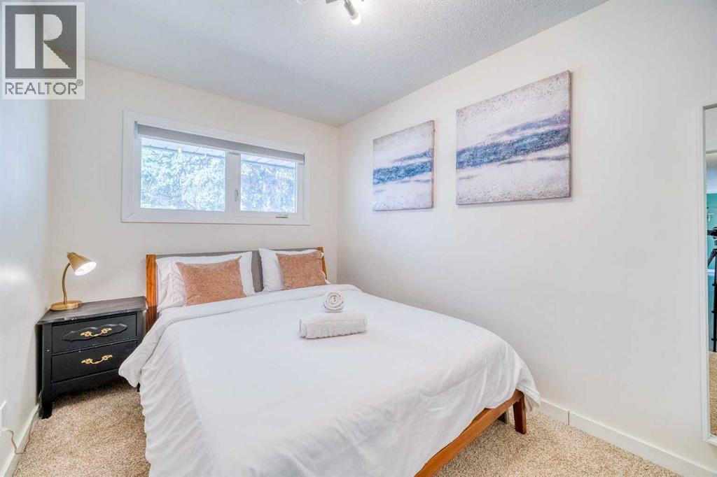 2715 63 Avenue Sw, Calgary, Alberta  T3E 5J6 - Photo 23 - A2255940