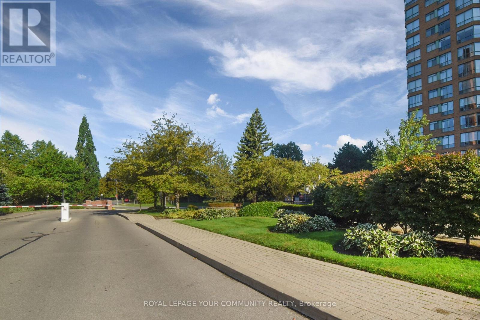 1507 - 1270 Maple Crossing Boulevard, Burlington, Ontario L7S 2J3 - Photo 39 - W12513768