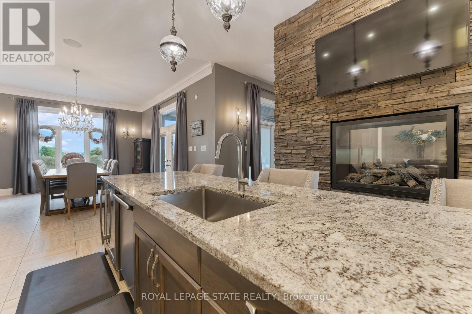 9848 Twenty Road W, Hamilton, Ontario  L0R 1W0 - Photo 16 - X12541152