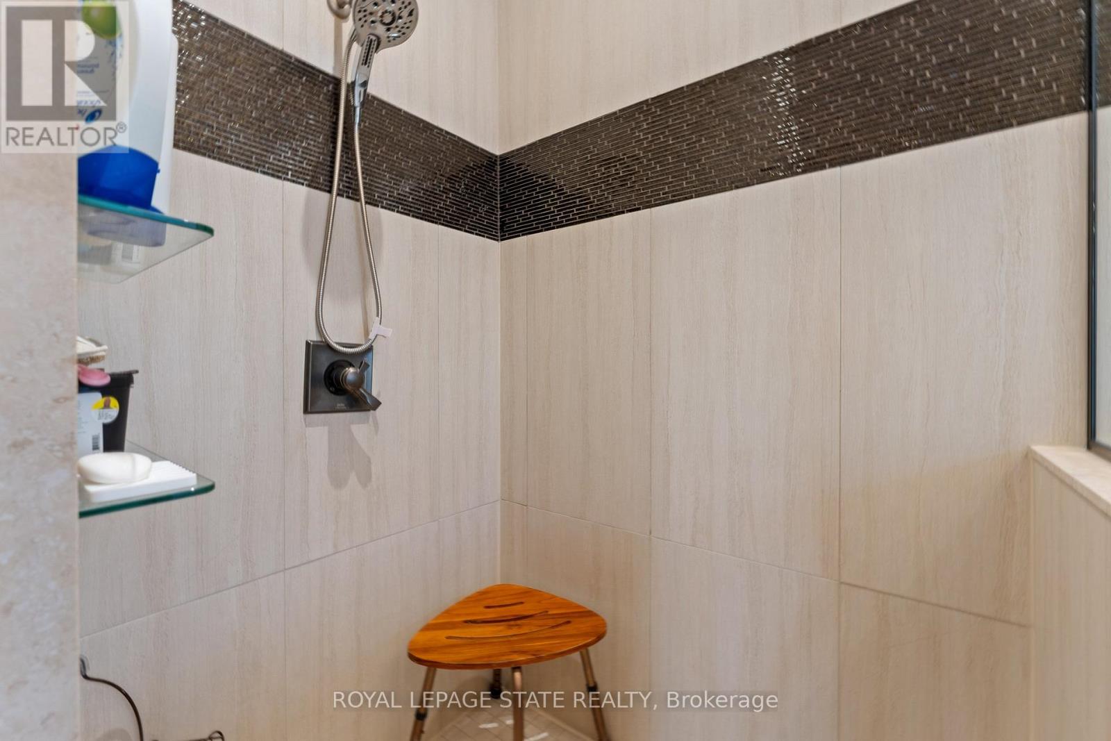 9848 Twenty Road W, Hamilton, Ontario  L0R 1W0 - Photo 26 - X12541152