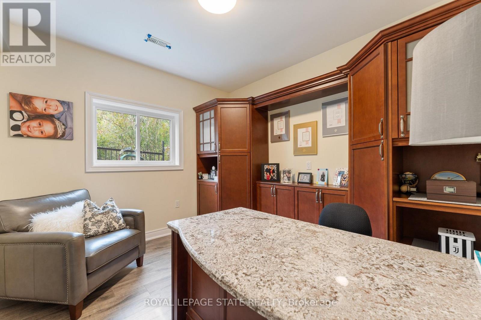 9848 Twenty Road W, Hamilton, Ontario  L0R 1W0 - Photo 37 - X12541152