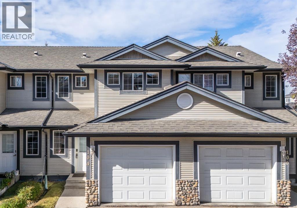 104 Stonemere Place, Chestermere, Alberta