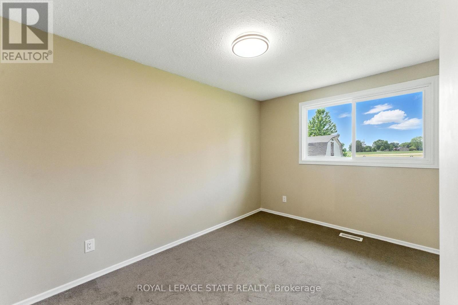 7185 Airport Road, Hamilton, Ontario  L0R 1W0 - Photo 22 - X12541172