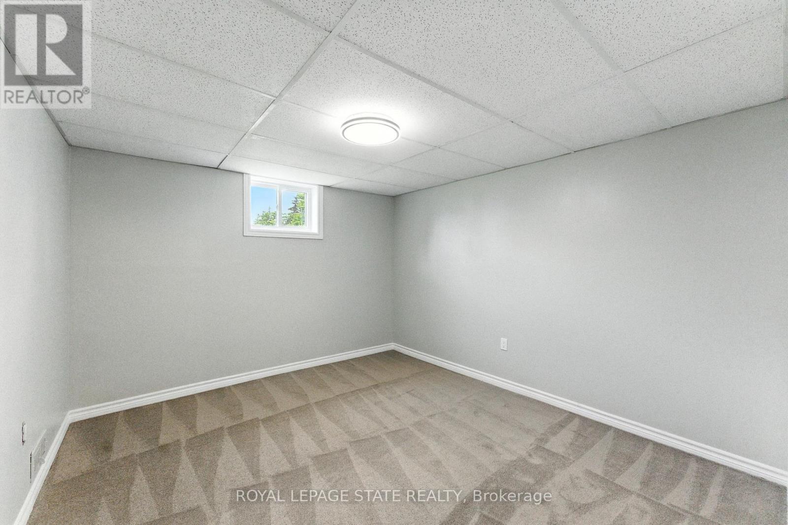 7185 Airport Road, Hamilton, Ontario  L0R 1W0 - Photo 28 - X12541172