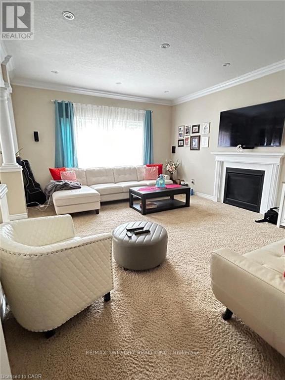 722 Sundew Drive, Waterloo, Ontario  N2V 0C4 - Photo 6 - X12541176