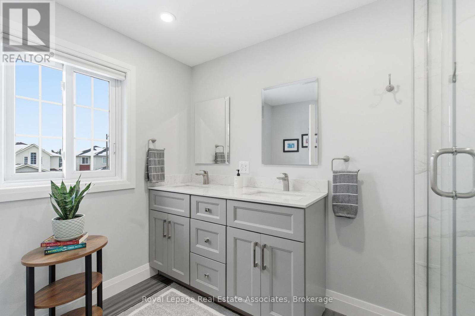 68 Haskell Road, Cambridge, Ontario  N1P 1G7 - Photo 26 - X12541202