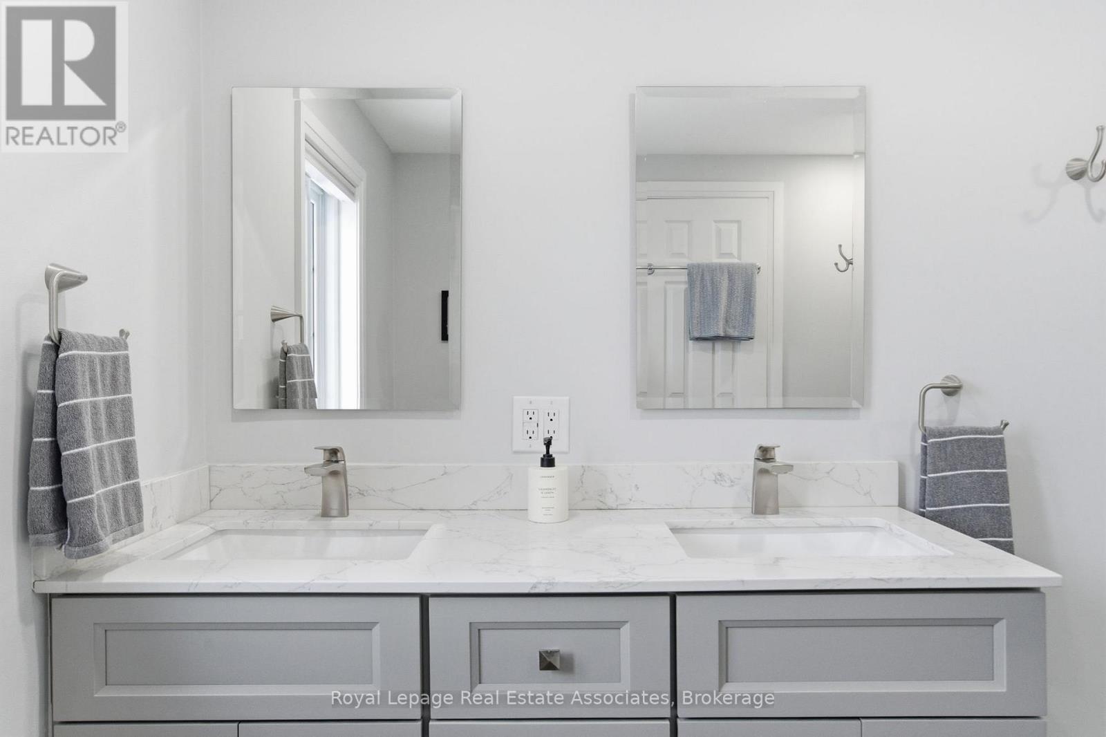 68 Haskell Road, Cambridge, Ontario  N1P 1G7 - Photo 27 - X12541202