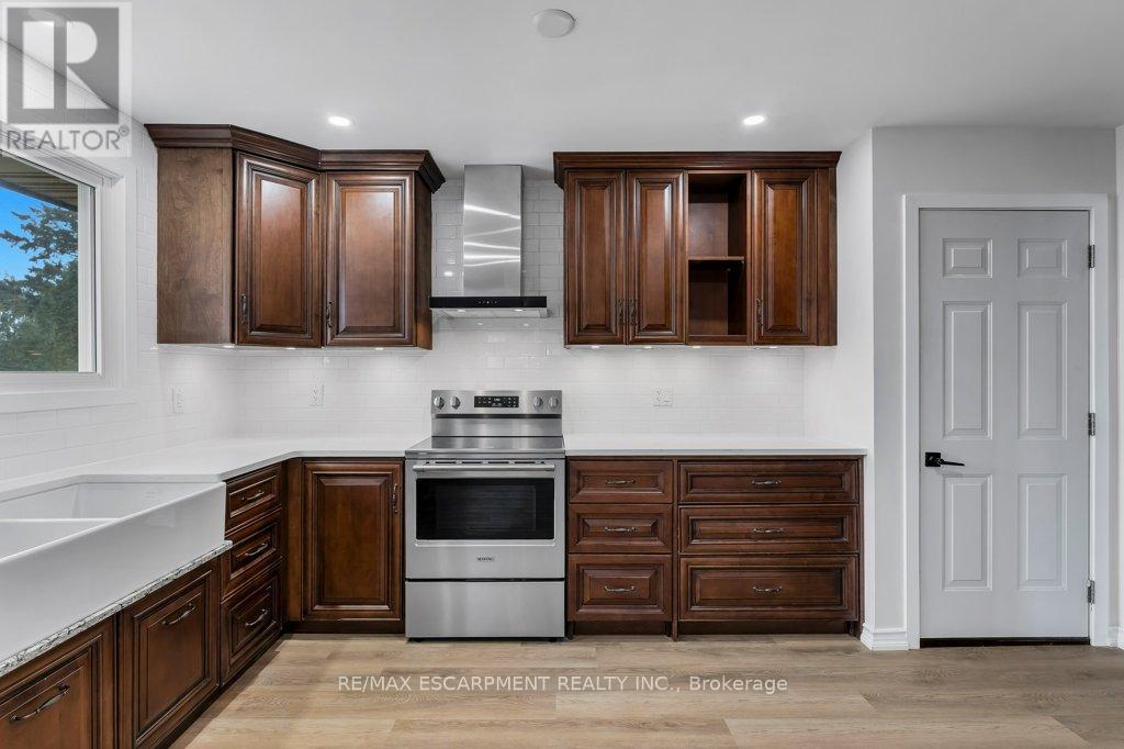 14 Orchard Crescent, Norfolk, Ontario  N0E 1Y0 - Photo 11 - X12541212