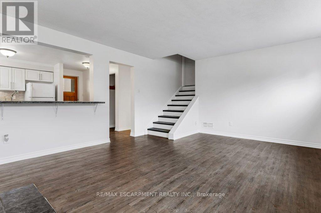 14 Orchard Crescent, Norfolk, Ontario  N0E 1Y0 - Photo 17 - X12541212