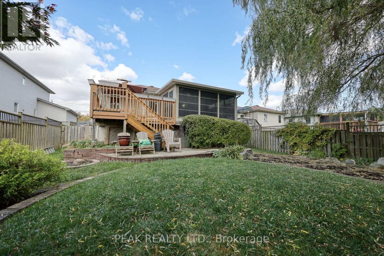 217 North Street E, Tillsonburg, Ontario  N4G 1B8 - Photo 37 - X12541230