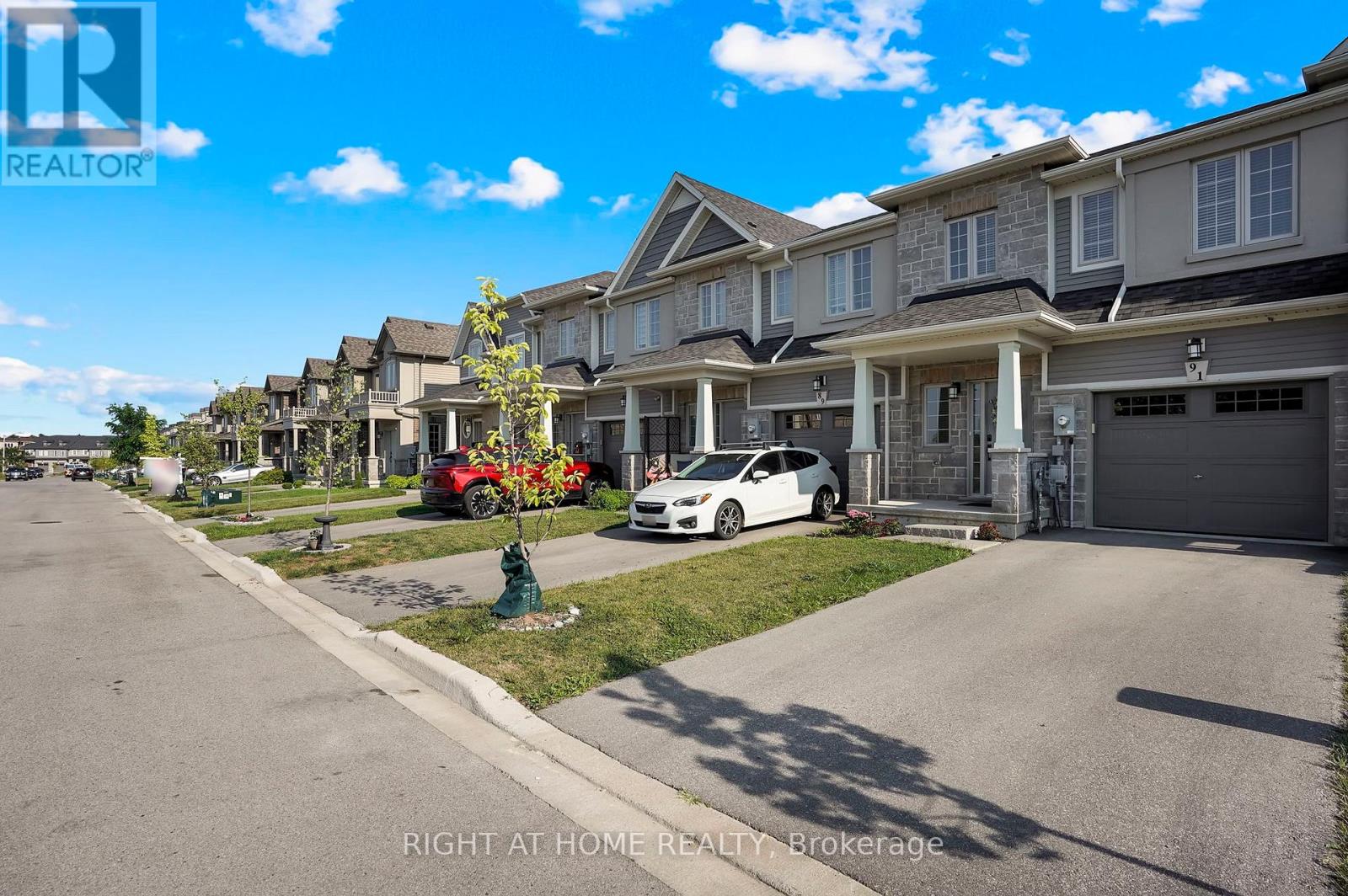 91 Beasley Grove, Hamilton, Ontario  L9K 0J7 - Photo 2 - X12541366