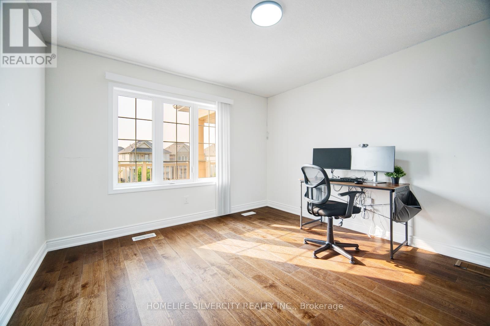 55 Longboat Run W, Brantford, Ontario  N3T 0P5 - Photo 23 - X12541384