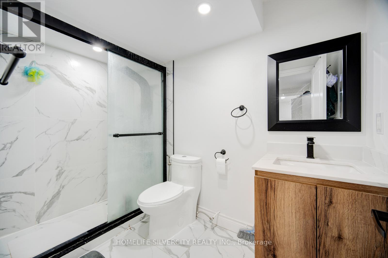 55 Longboat Run W, Brantford, Ontario  N3T 0P5 - Photo 39 - X12541384