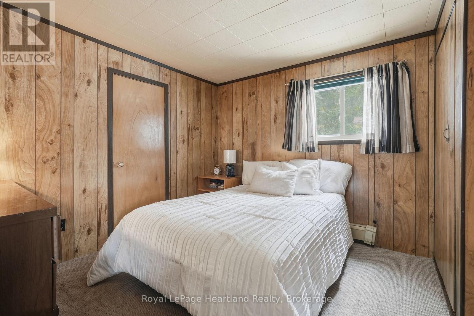 15 Wilson Street, Minto, Ontario  N0G 1Z0 - Photo 20 - X12541496