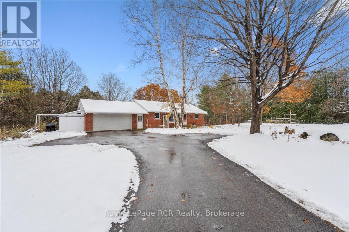 Secondary picture of 202 GORE CRESCENT