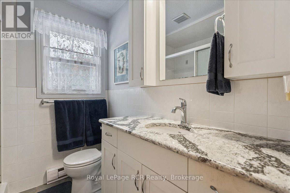 202 Gore Crescent, Chatsworth, Ontario  N0H 1G0 - Photo 21 - X12541548