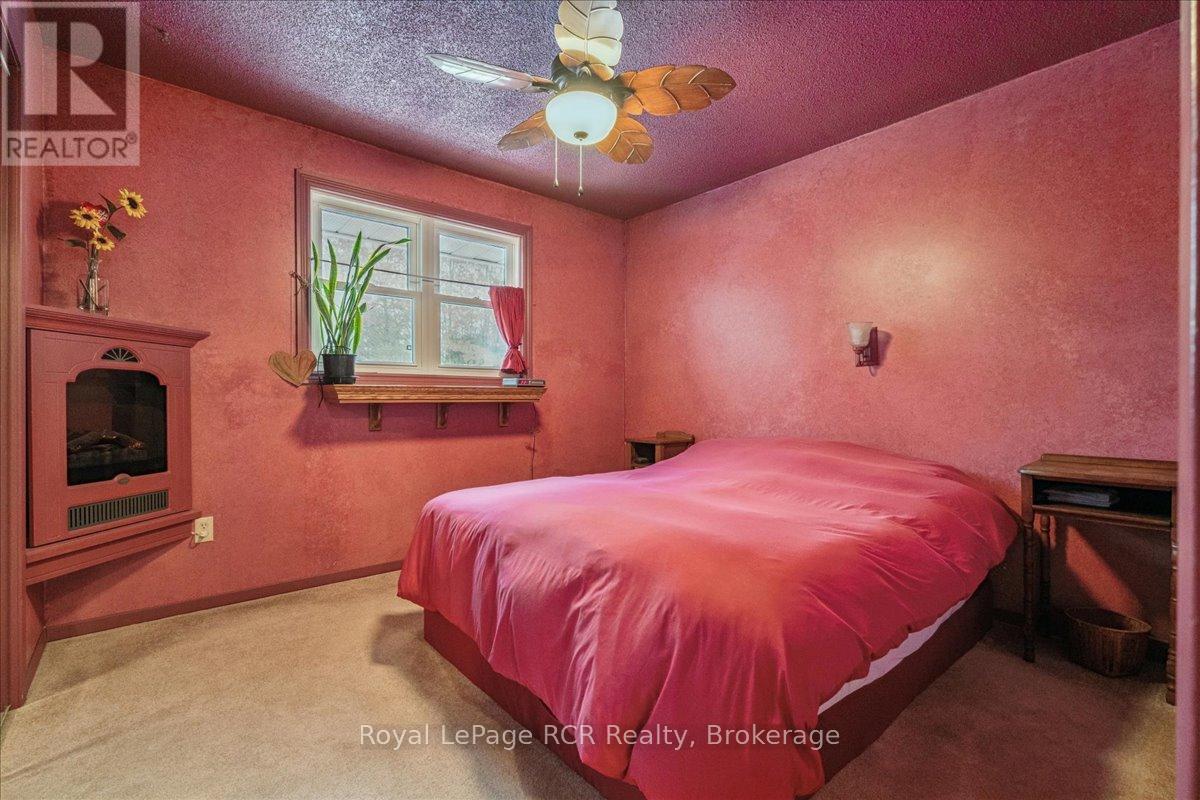 202 Gore Crescent, Chatsworth, Ontario  N0H 1G0 - Photo 23 - X12541548