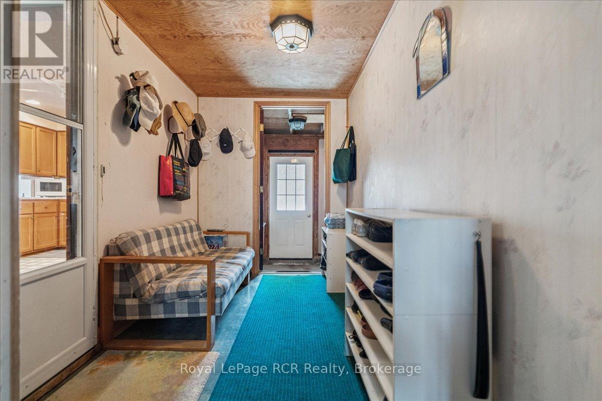 202 Gore Crescent, Chatsworth, Ontario  N0H 1G0 - Photo 25 - X12541548