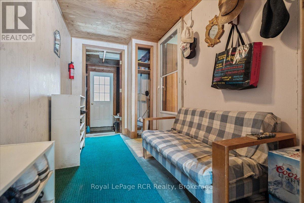 202 Gore Crescent, Chatsworth, Ontario  N0H 1G0 - Photo 26 - X12541548