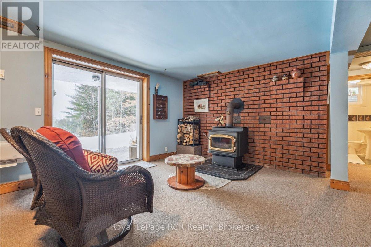 202 Gore Crescent, Chatsworth, Ontario  N0H 1G0 - Photo 29 - X12541548