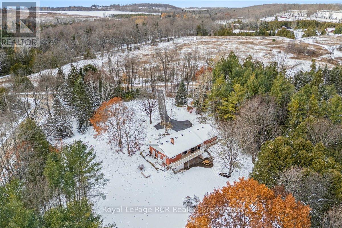 202 Gore Crescent, Chatsworth, Ontario  N0H 1G0 - Photo 46 - X12541548