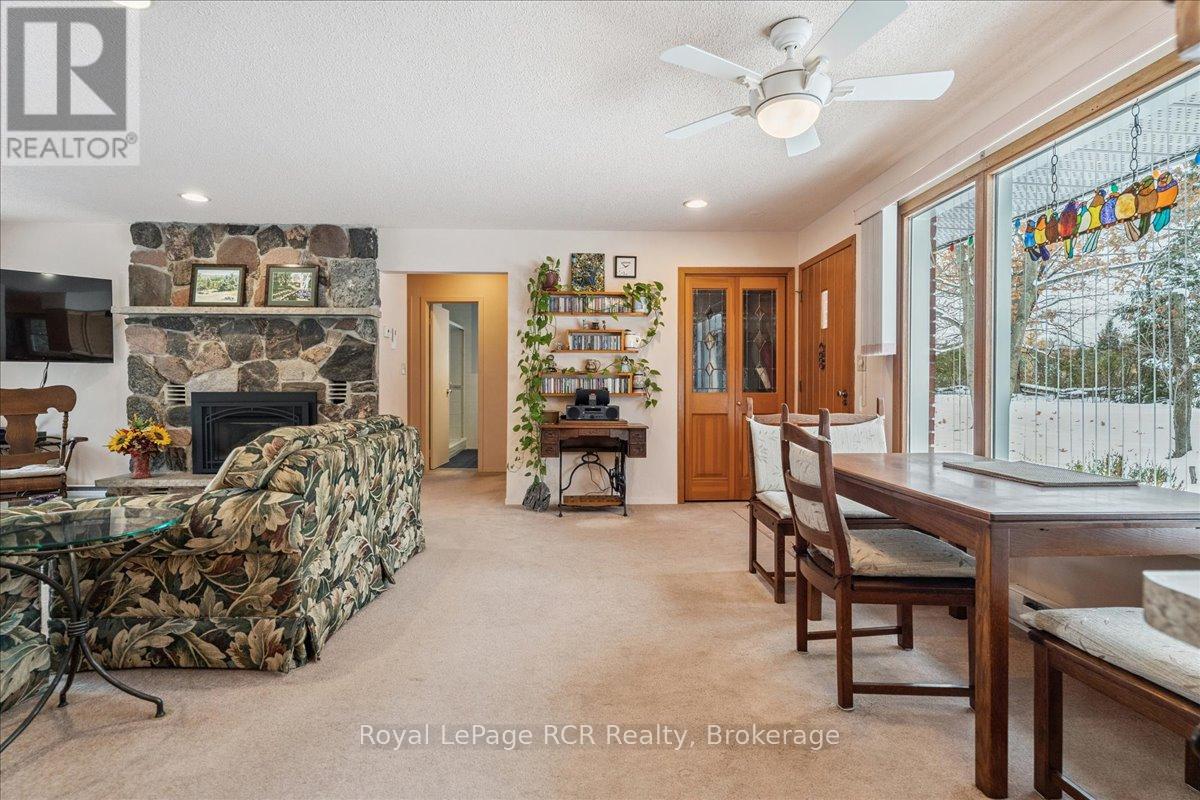 202 Gore Crescent, Chatsworth, Ontario  N0H 1G0 - Photo 7 - X12541548