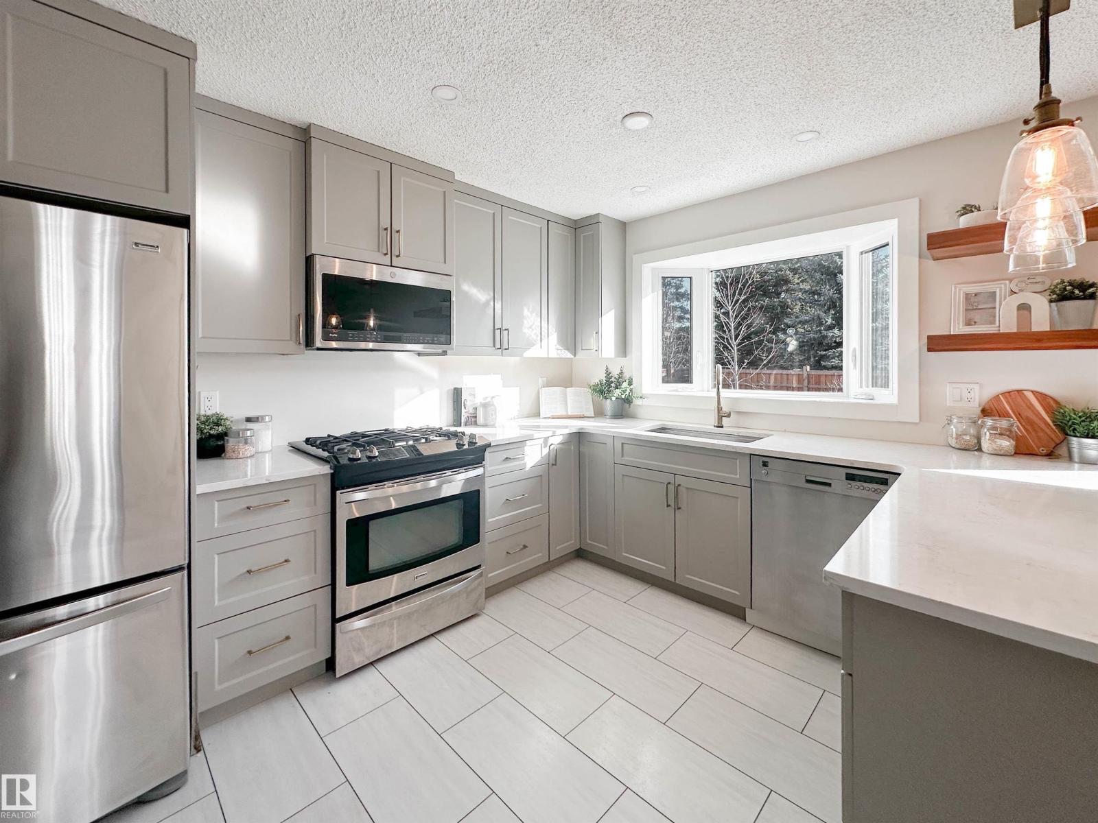 9 Longview Cr, St. Albert, Alberta  T8N 2W1 - Photo 24 - E4465596