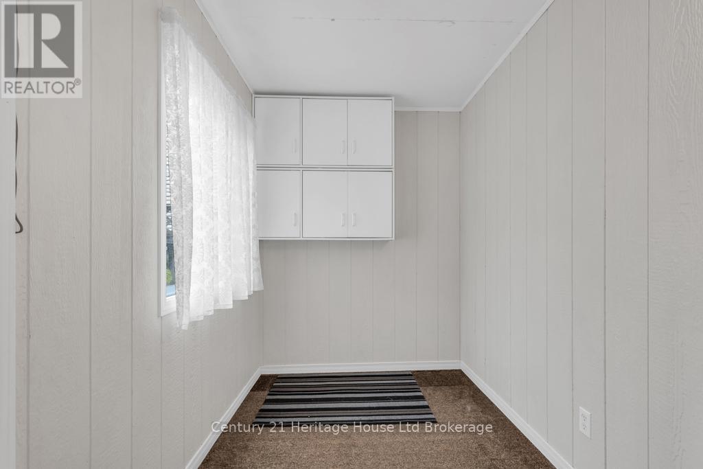 43 Concession Street E, Tillsonburg, Ontario N4G 1P2 - Photo 33 - X12541434