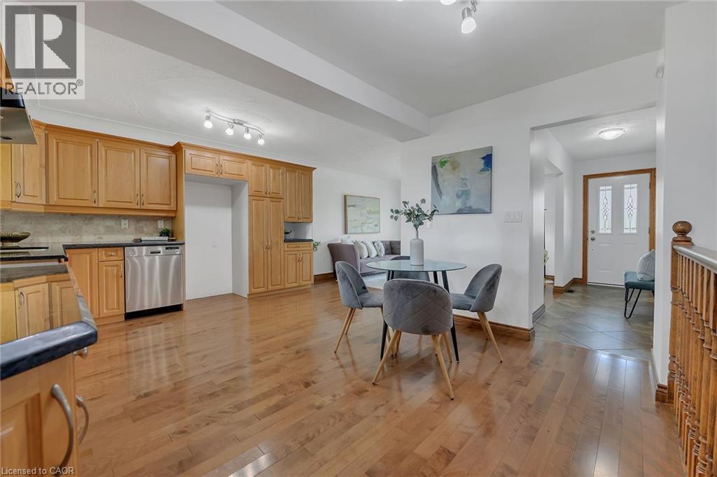 617 Eighth Road E, Stoney Creek, Ontario L8J 2X4 - Photo 12 - 40738064