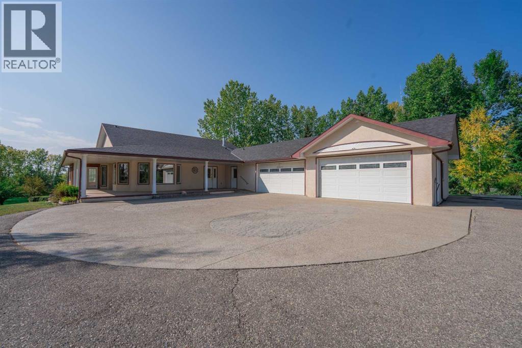 Property at 326055 20 Street E image 3