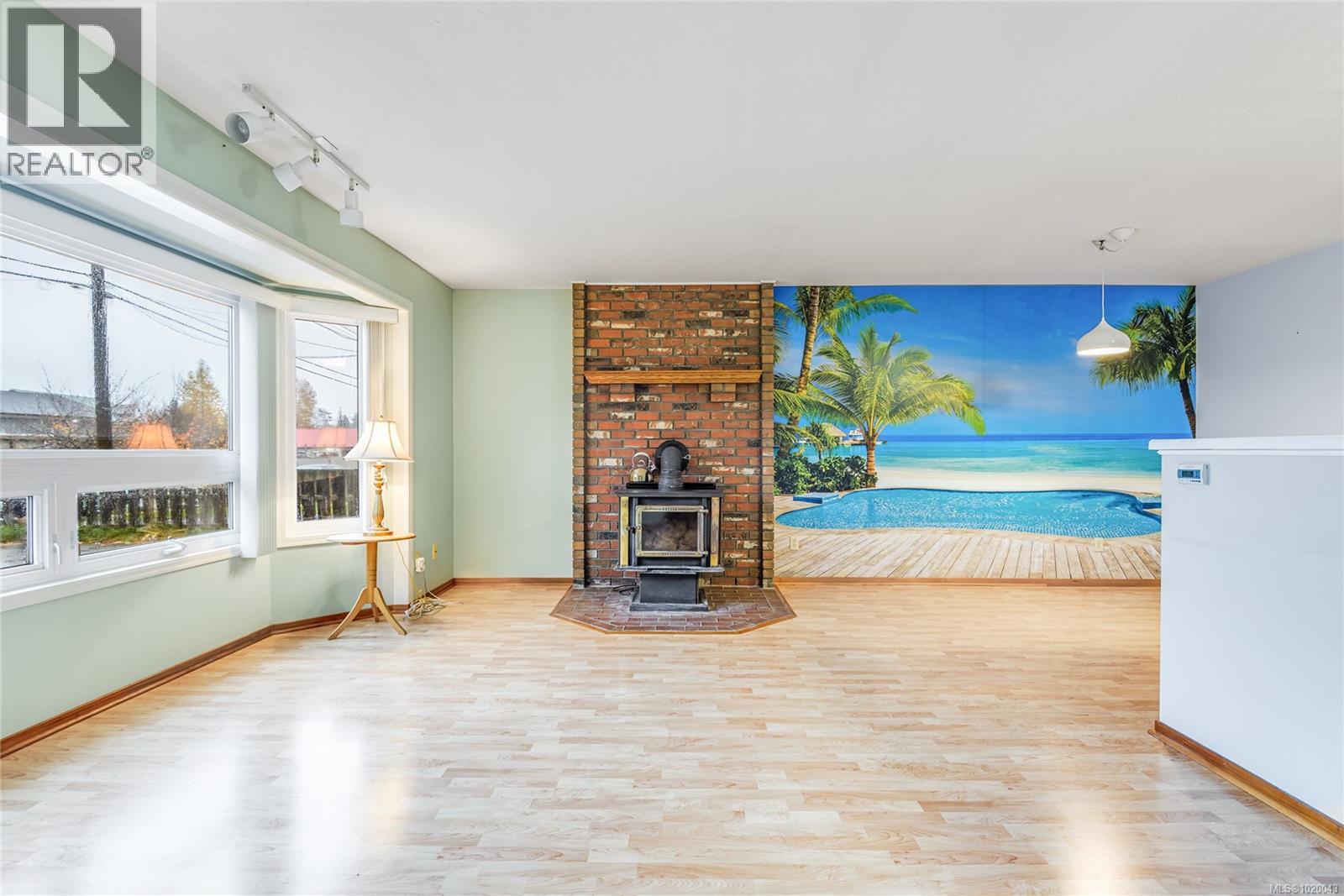 2245 Cousins Ave, Courtenay, British Columbia  V9N 3N6 - Photo 6 - 1020043